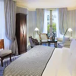 Le Dokhan's Arc De Triomphe, A Tribute Portfolio 5* Paris