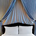 Le Dokhan's Arc De Triomphe, A Tribute Portfolio 5* Paris