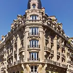 Le Dokhan's Arc De Triomphe, A Tribute Portfolio 5* Paris
