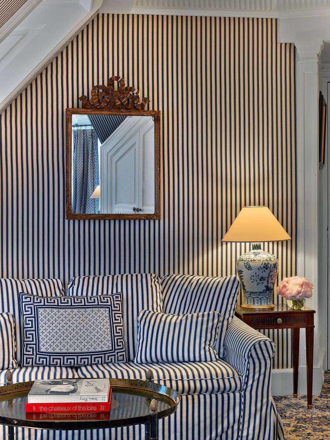 Le Dokhan's Arc De Triomphe, A Tribute Portfolio 5* Paris