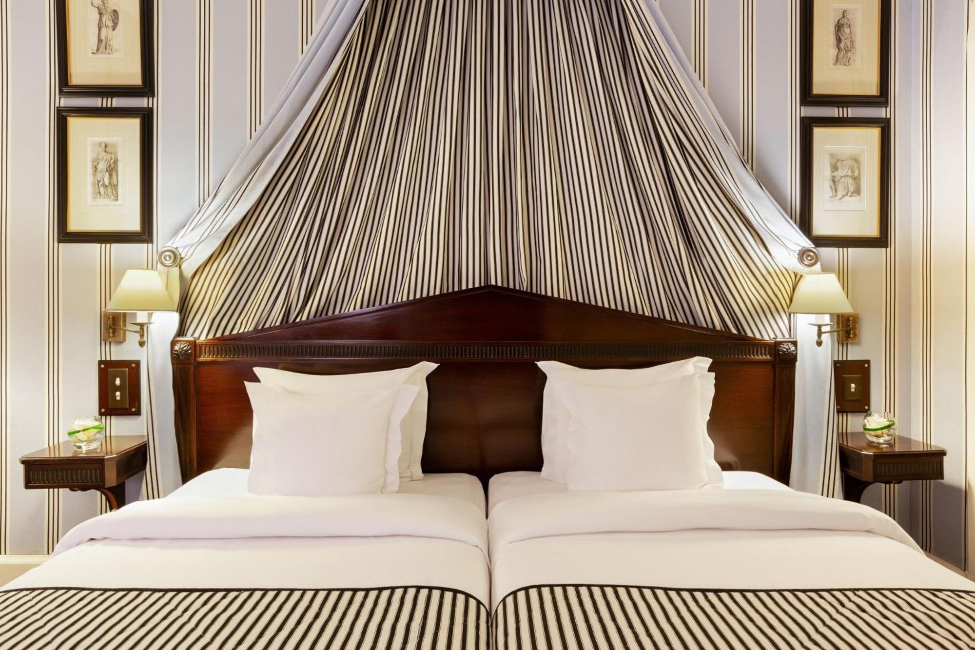 Hotel Le Dokhan's Arc De Triomphe, A Tribute Portfolio Parigi