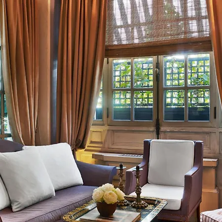 Le Dokhan's Arc De Triomphe, A Tribute Portfolio Hotel 5*