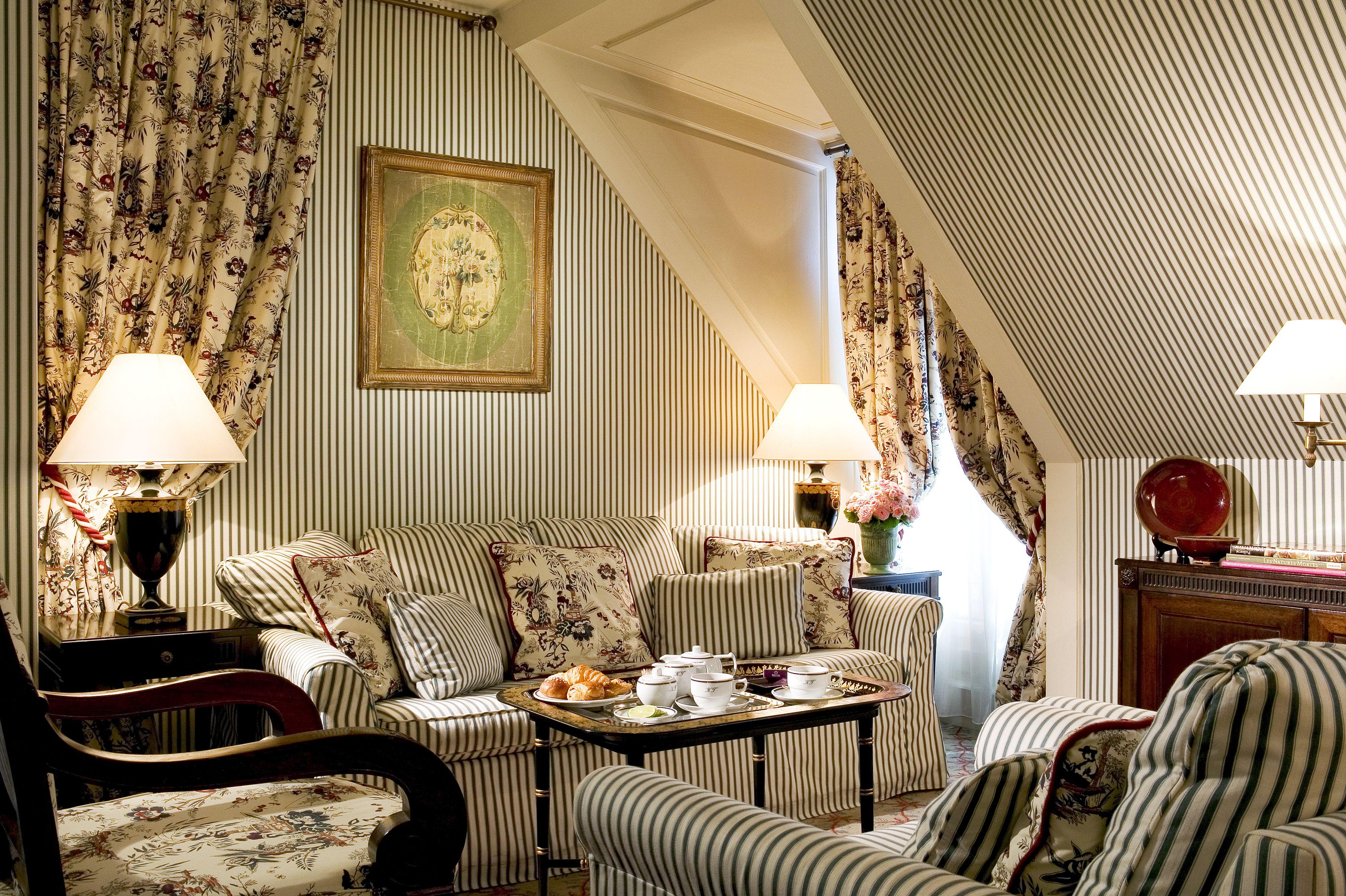 Hotel Le Dokhan's Arc De Triomphe, A Tribute Portfolio